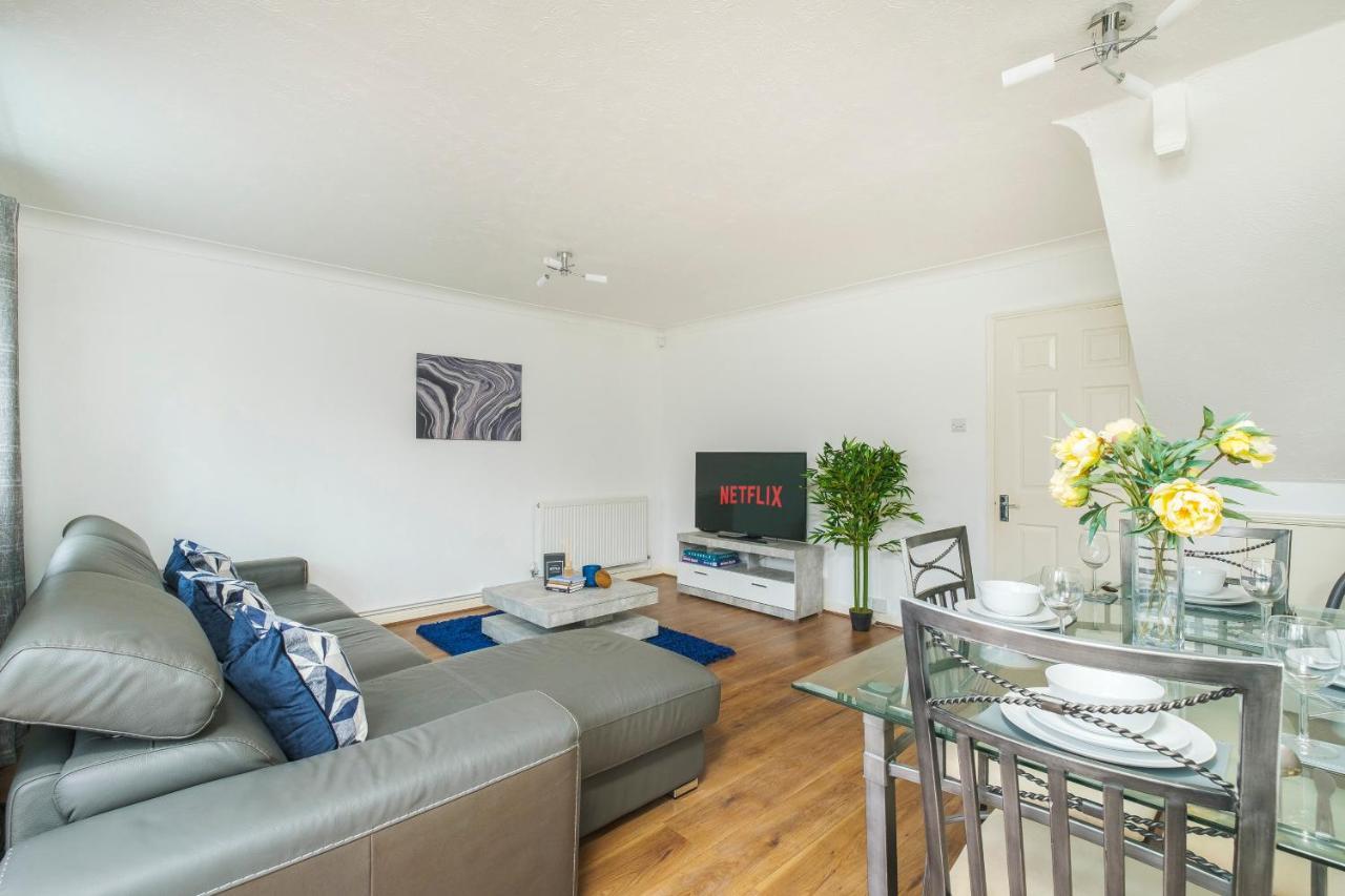 Beautiful 3 Bed House With Amazing Views In Dartford, Kent Διαμέρισμα Εξωτερικό φωτογραφία